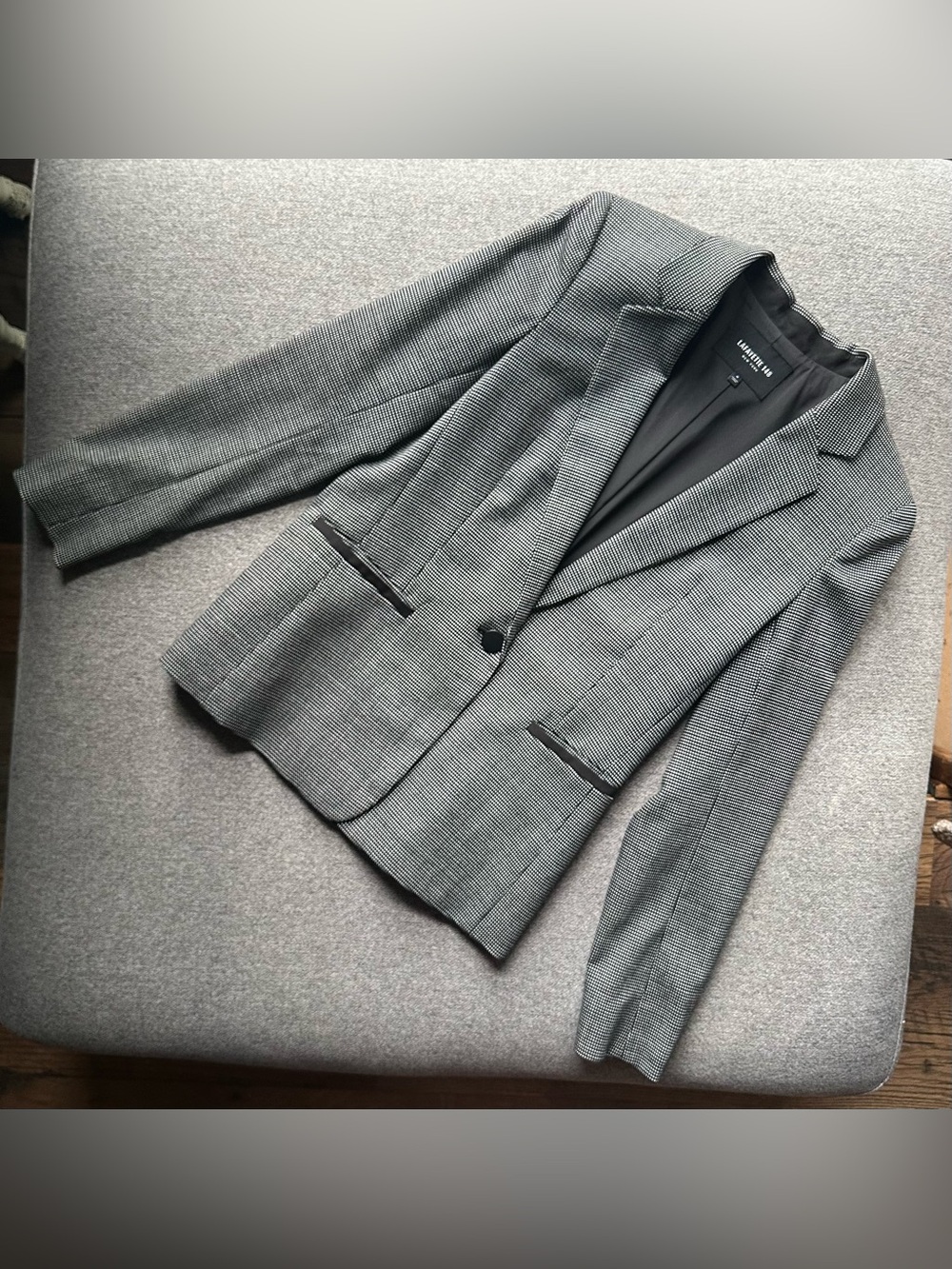 Lafayette 148 New York Houndstooth Single Button Virgin Wool Blazer Size 4